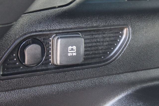 Used 2025 Jeep Grand Cherokee Altitude RWD image 46
