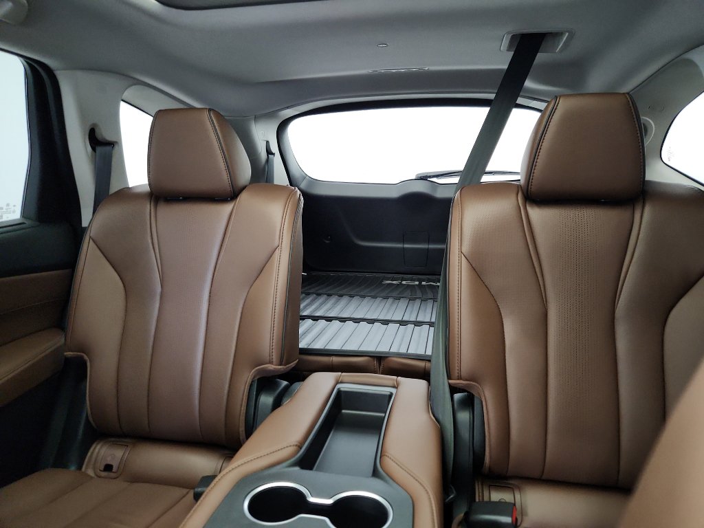 Certified 2024 Acura MDX SH-AWD w/ Advance Package image 32