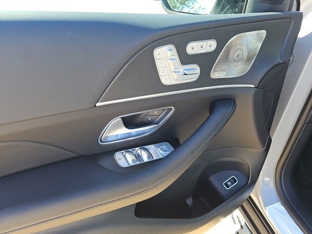 New 2026 Mercedes-Benz GLS 450 4MATIC image 15