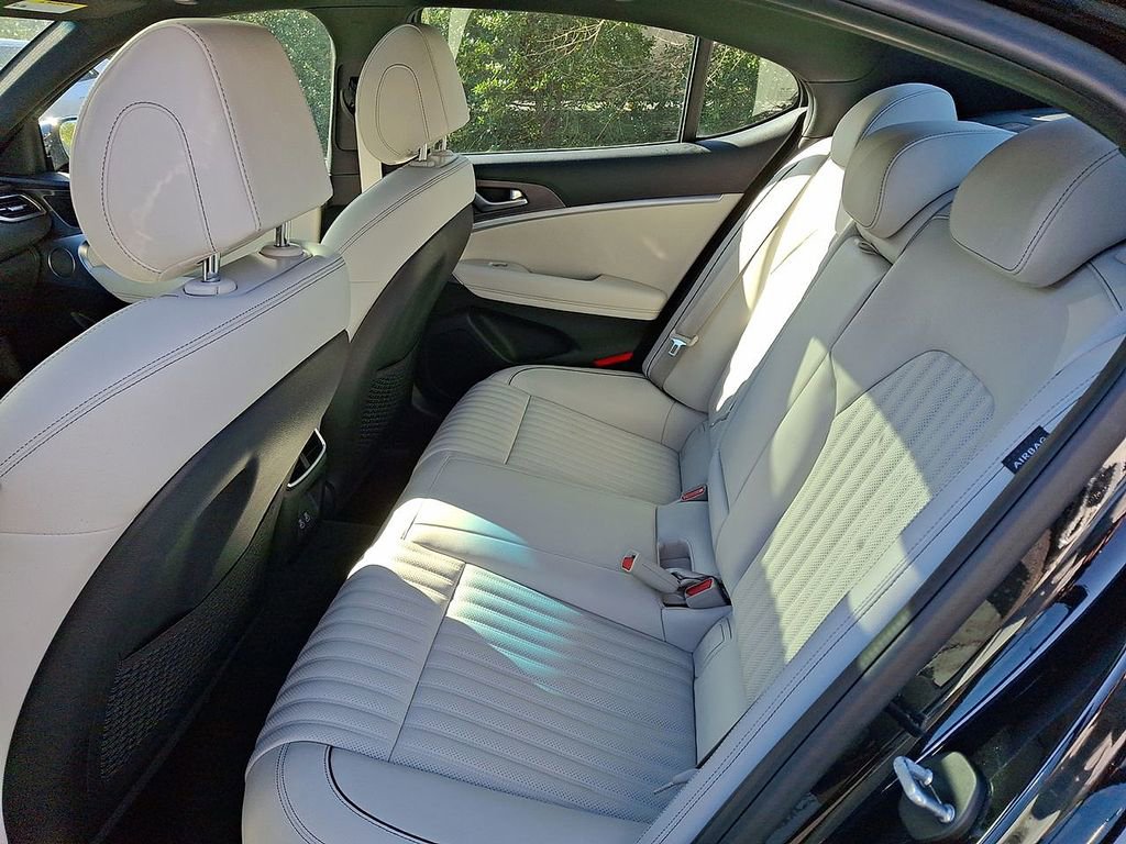 Certified 2025 Genesis G70 3.3T Advanced image 20