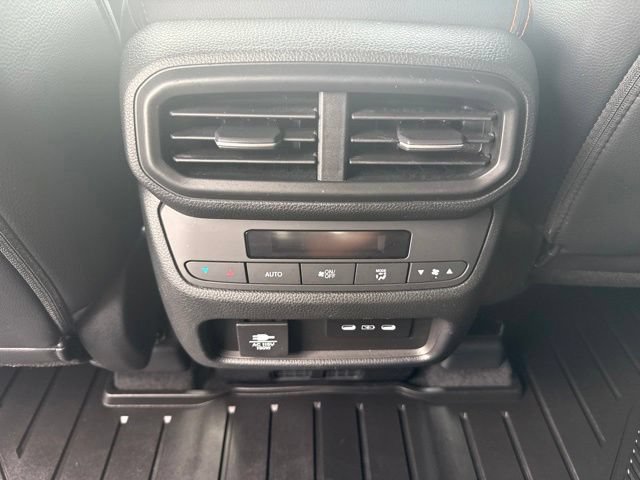 Used 2024 Honda Pilot TrailSport image 15