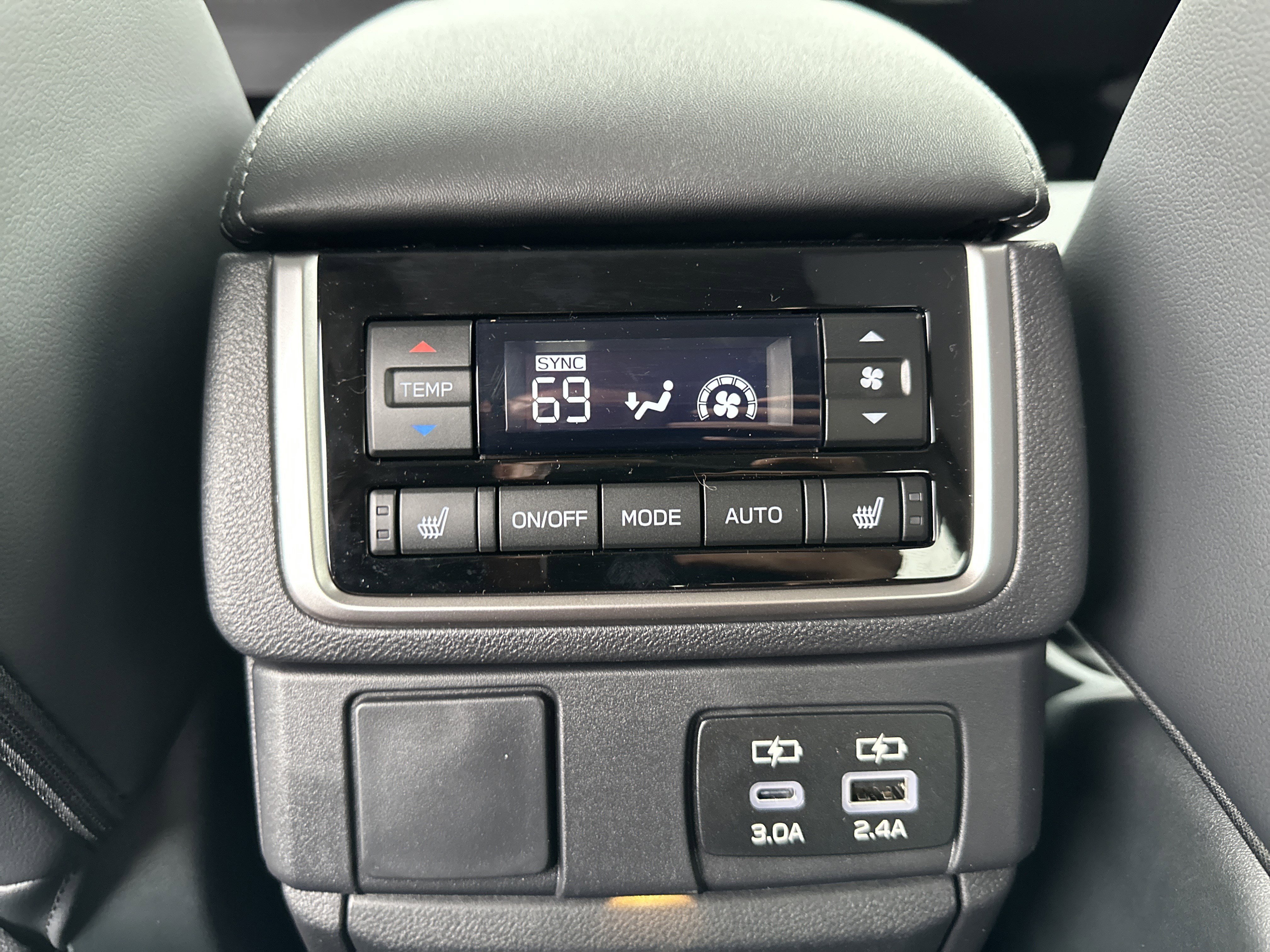 New 2026 Subaru Ascent Limited image 33