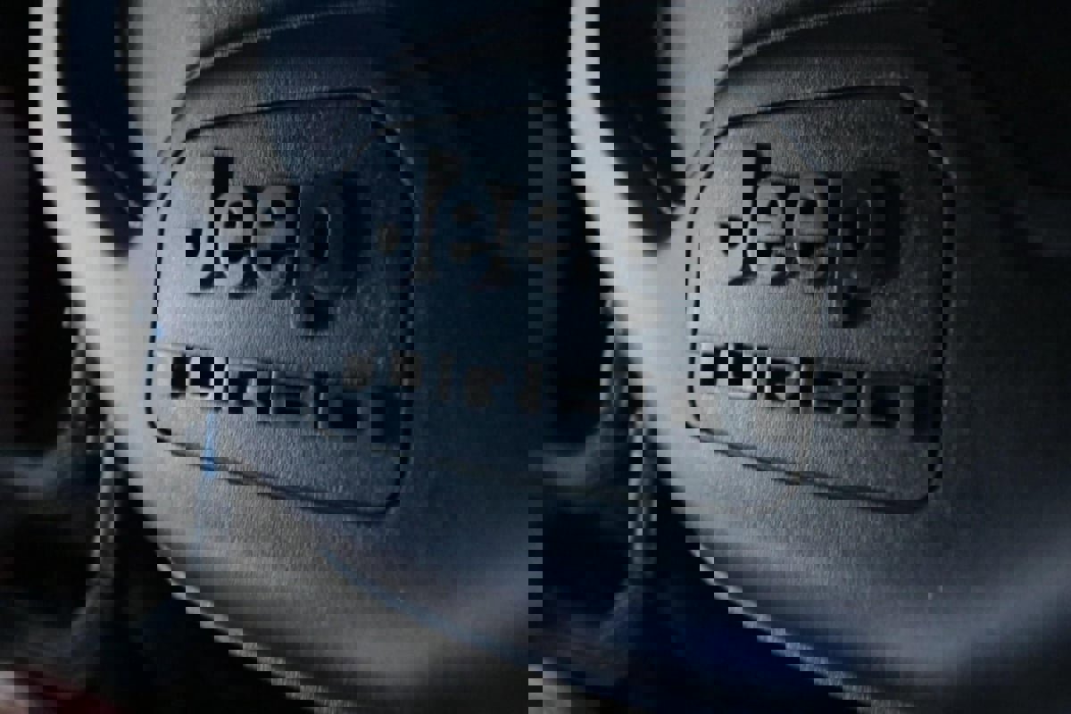 Used 2022 Jeep Grand Cherokee Summit w/ Advanced Protech Group IV image 7