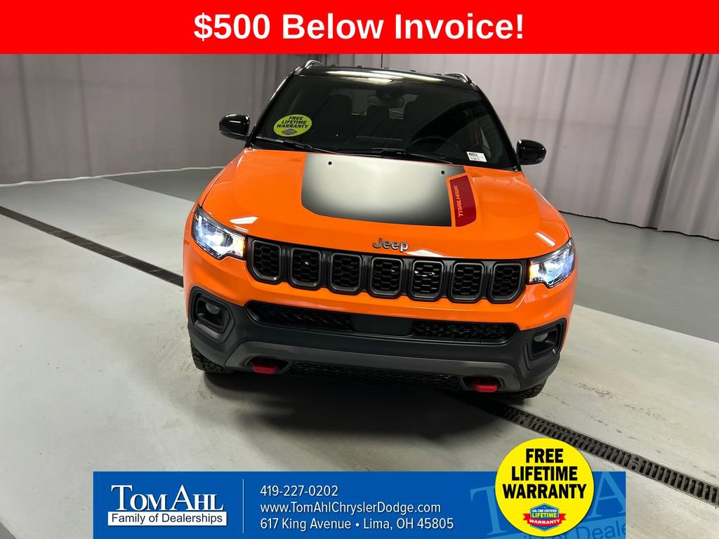 New 2026 Jeep Compass Trailhawk image 2