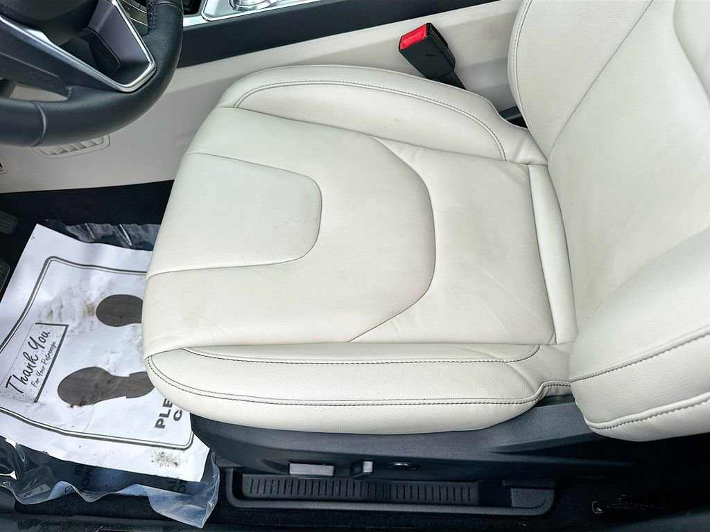 Used 2022 Ford Edge Titanium AWD/4WD image 19