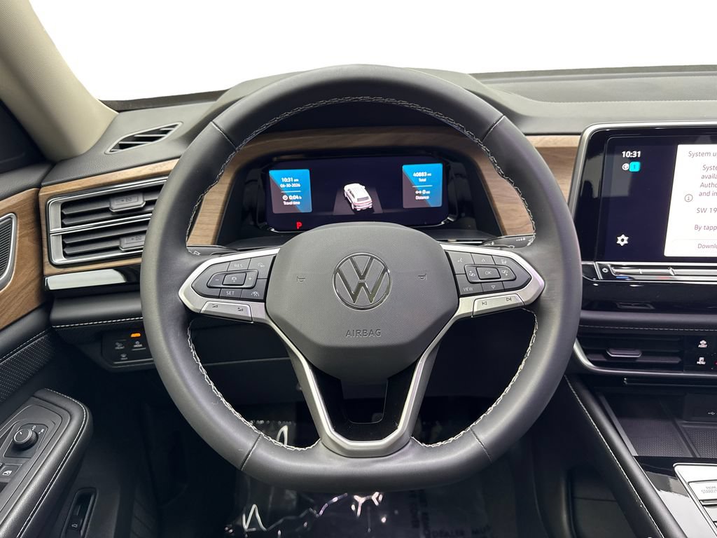 Used 2024 Volkswagen Atlas SE w/ Panoramic Sunroof Package FWD image 60