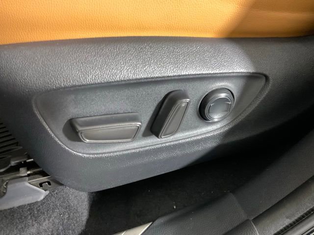 Used 2022 Toyota Highlander Platinum image 30