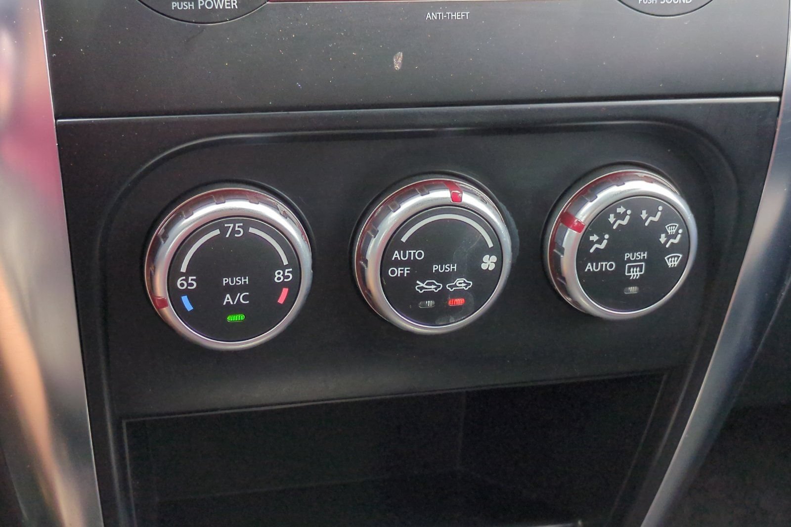 Used 2009 Suzuki SX4 AWD Hatchback w/ Touring Pkg image 29