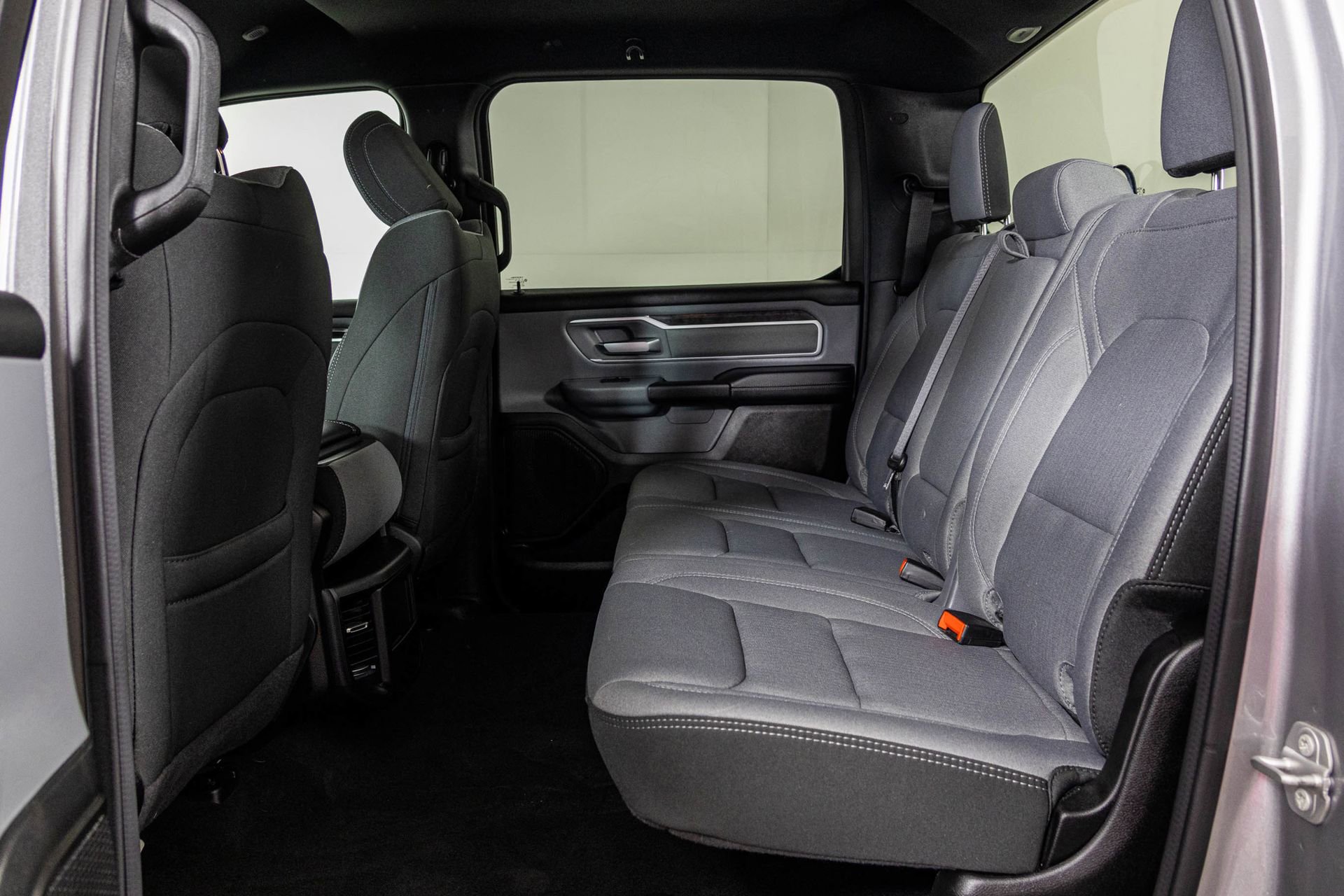 Used 2022 RAM 1500 Big Horn AWD/4WD image 36