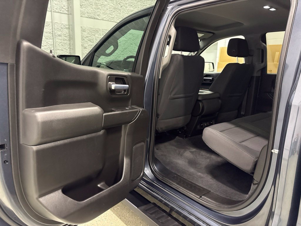 Used 2020 Chevrolet Silverado 1500 LT w/ All-Star Edition AWD/4WD image 32