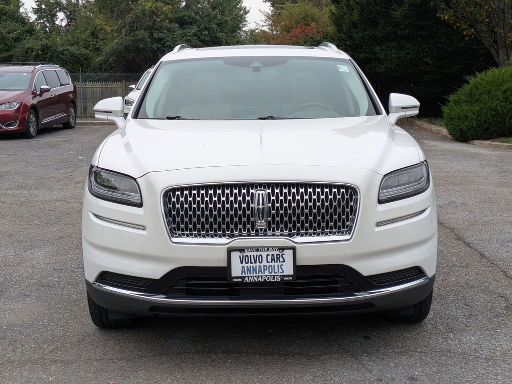 Used 2023 Lincoln Nautilus Reserve w/ Luxury Package image 2