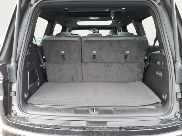 New 2026 Jeep Grand Wagoneer Limited AWD/4WD image 6