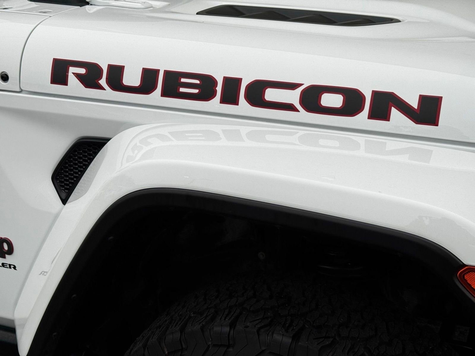 Used 2023 Jeep Wrangler Unlimited Rubicon AWD/4WD image 12