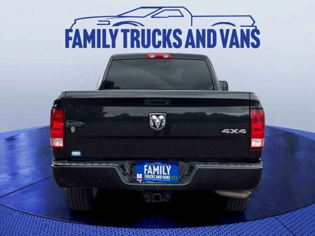 Used 2017 RAM 1500 Express image 4