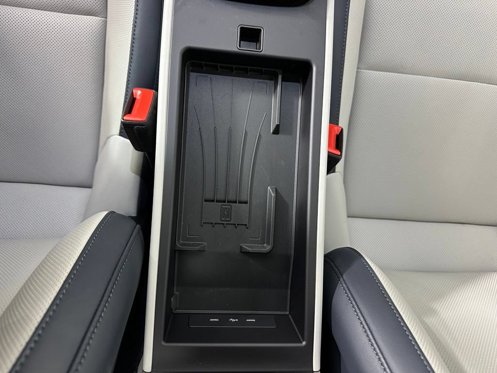 Certified 2026 Porsche 911 Carrera 4S AWD/4WD image 31