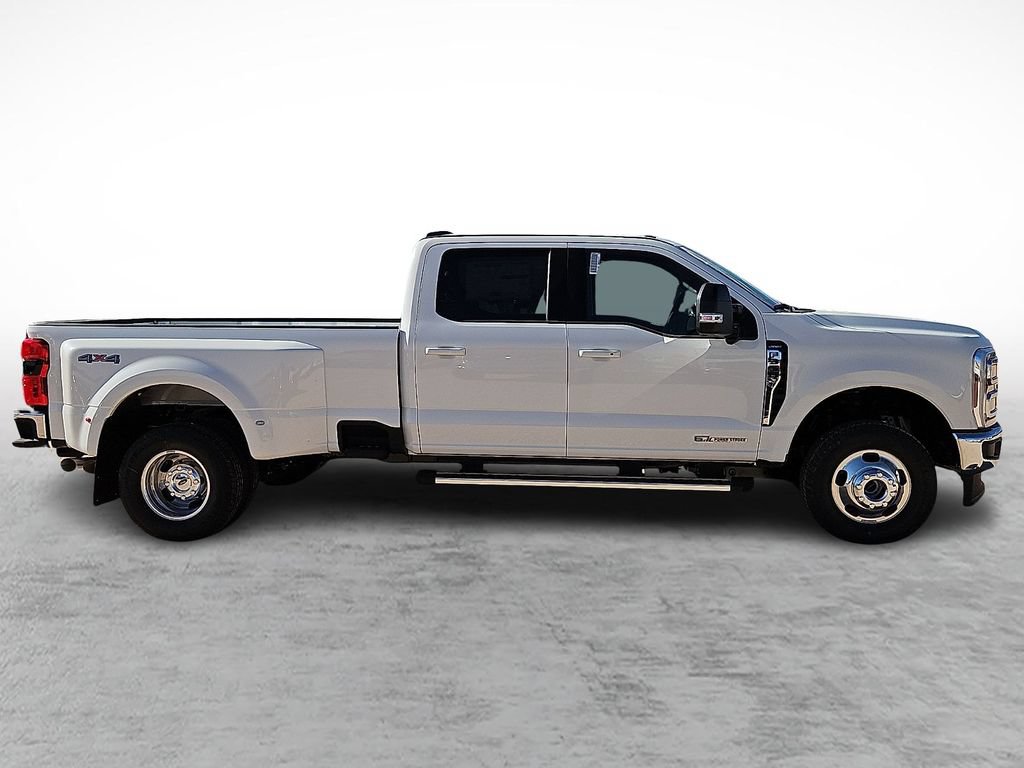 New 2026 Ford F350 Lariat AWD/4WD image 12