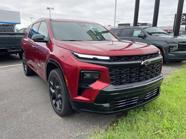 New 2025 Chevrolet Traverse RS w/ LPO, Floor Liner Package
