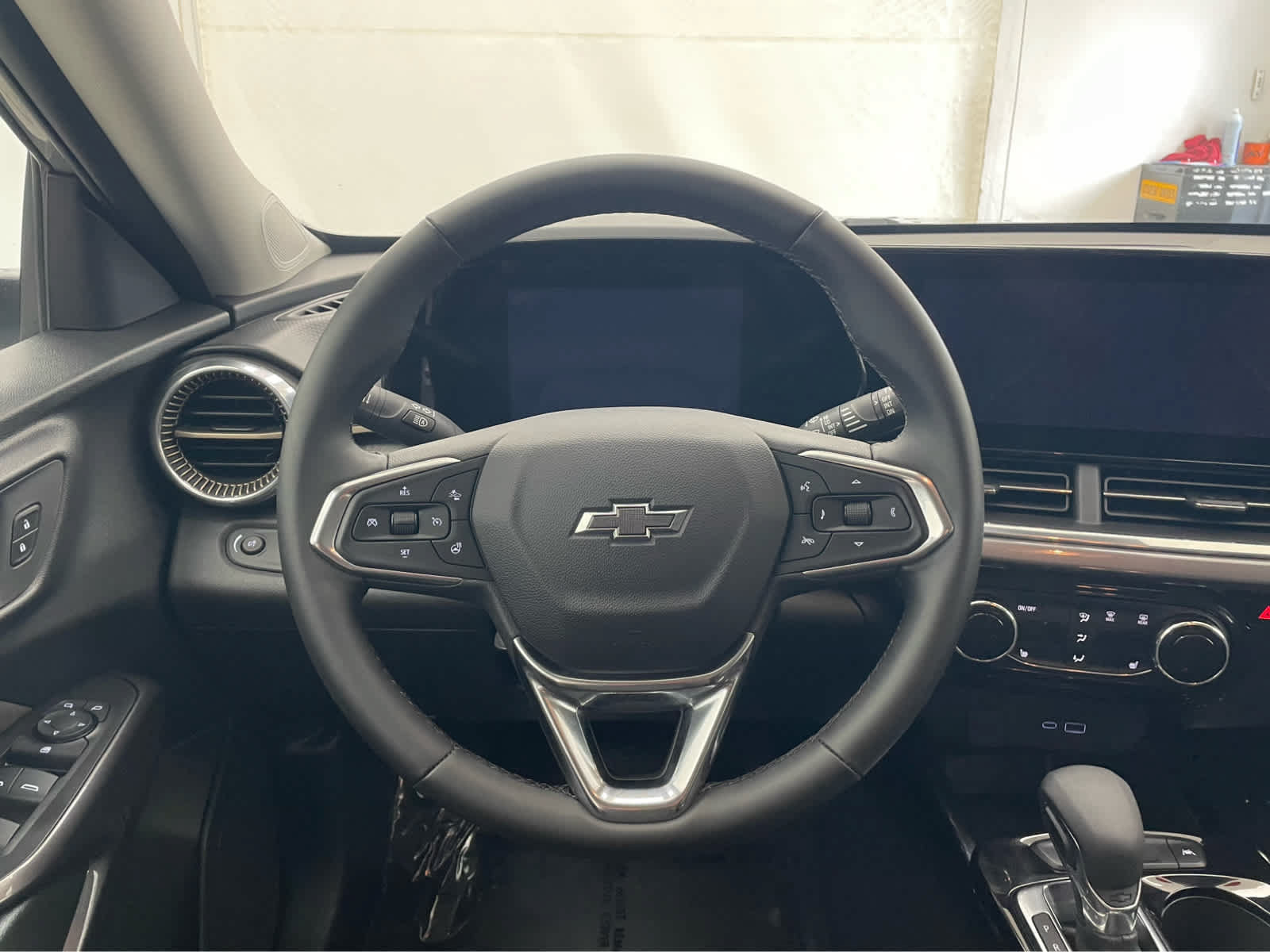 New 2025 Chevrolet Trax ACTIV w/ Driver Confidence Package FWD image 11