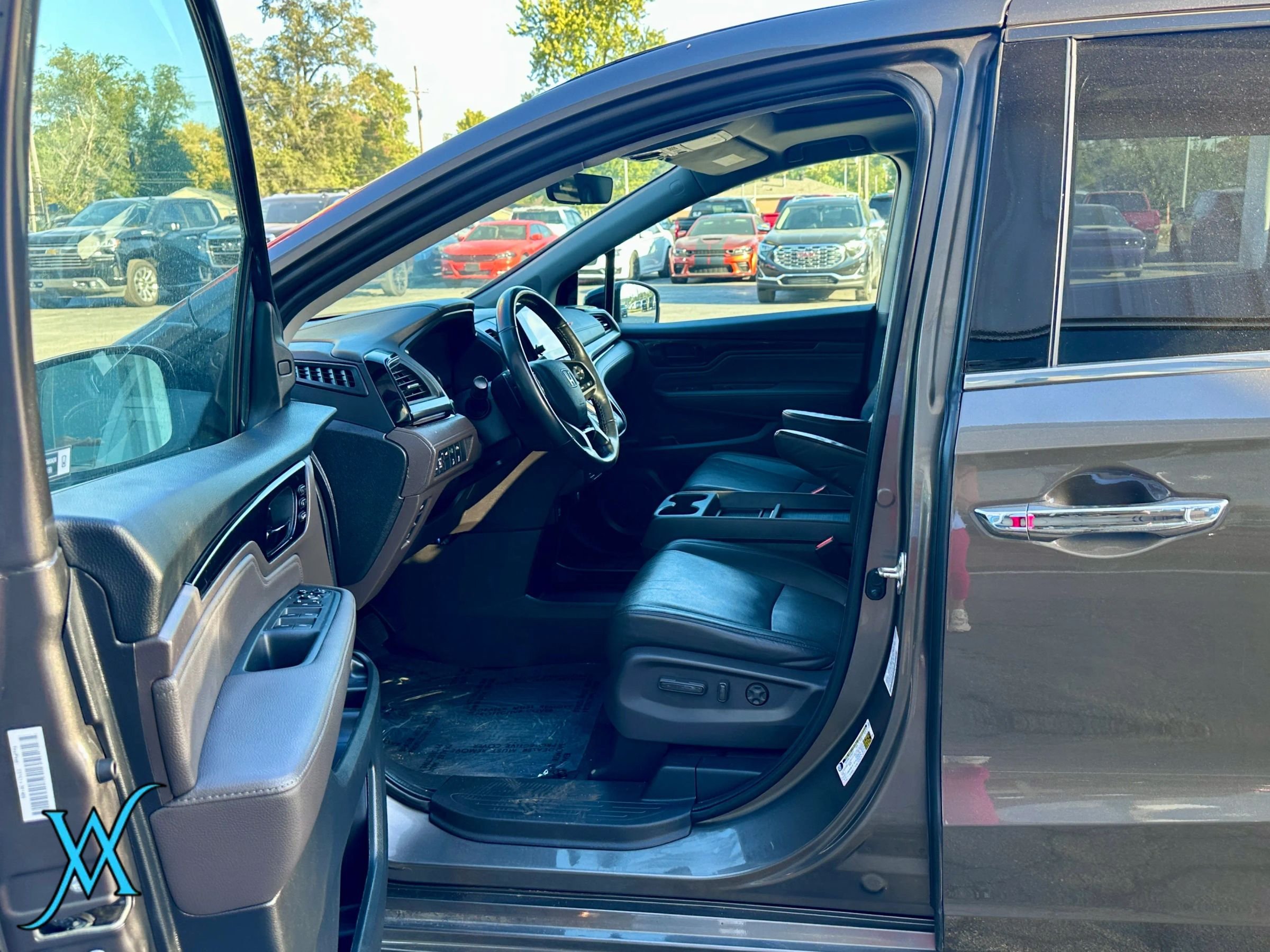 Used 2020 Honda Odyssey Elite image 13