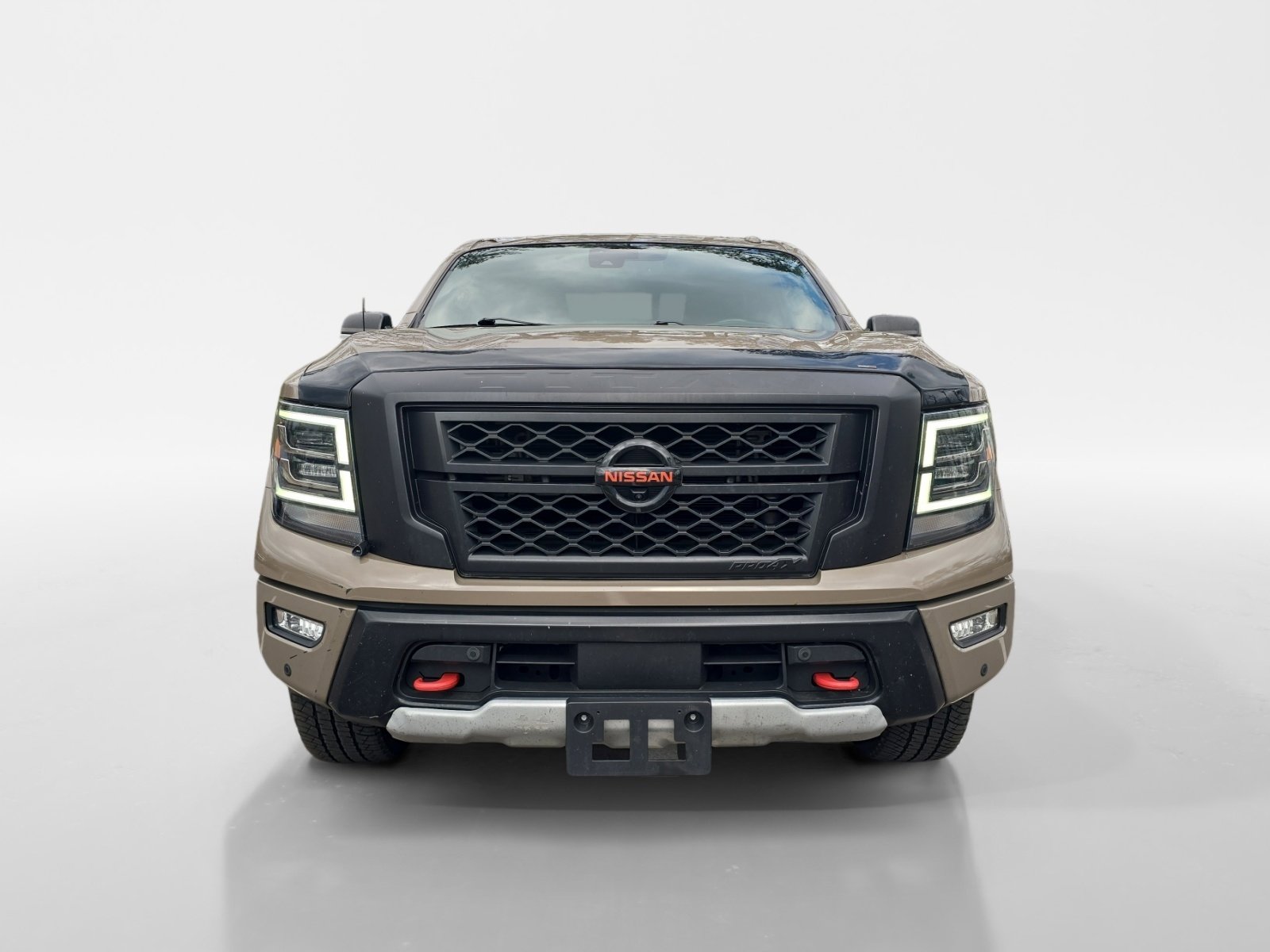 Used 2021 Nissan Titan PRO-4X w/ Pro-4x Convenience Package image 8