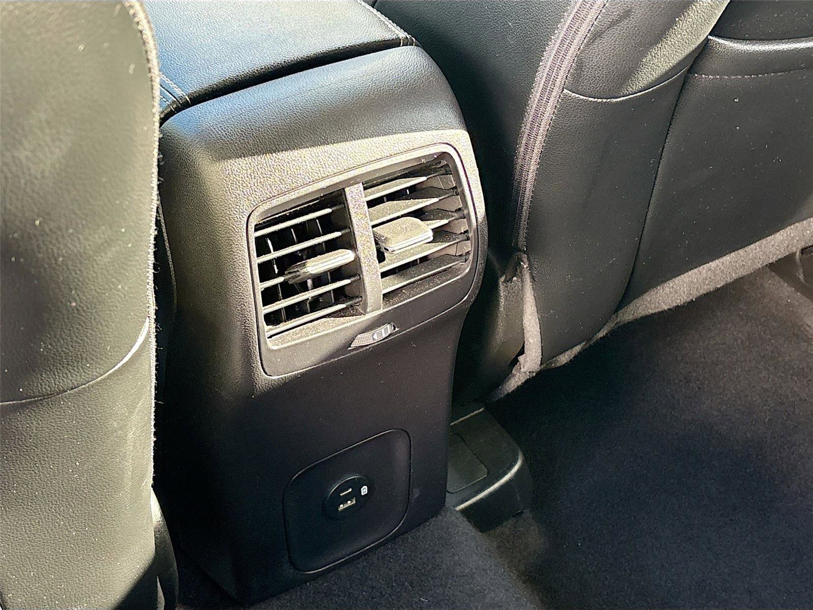 Used 2022 Ford Escape Titanium w/ Titanium Elite Package image 29