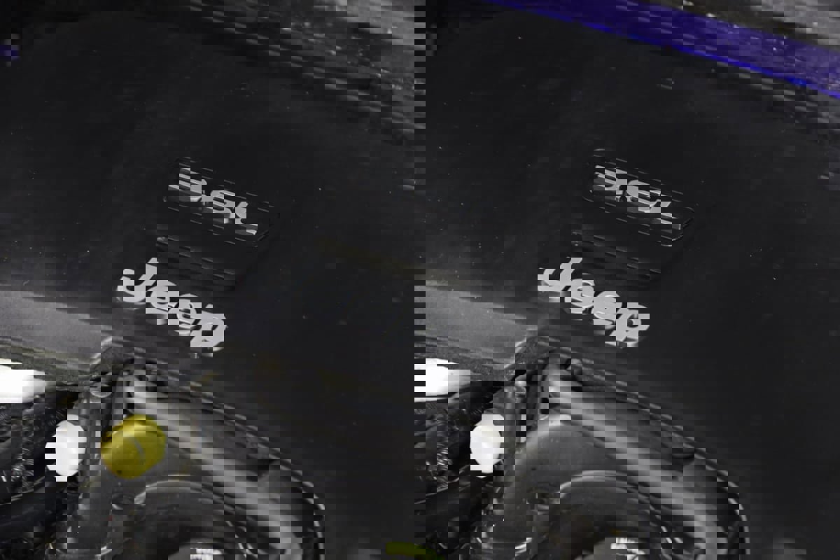 Used 2018 Jeep Wrangler Unlimited Sport S image 19