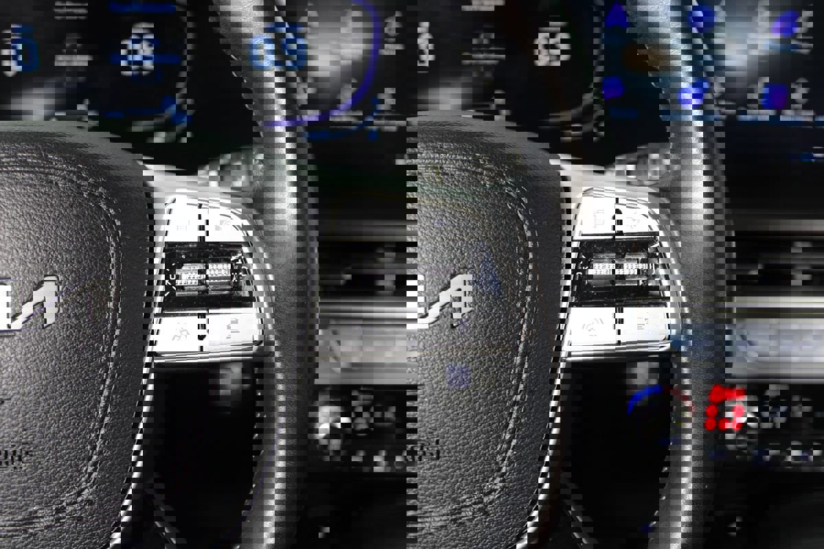 Used 2023 Kia Telluride S image 8