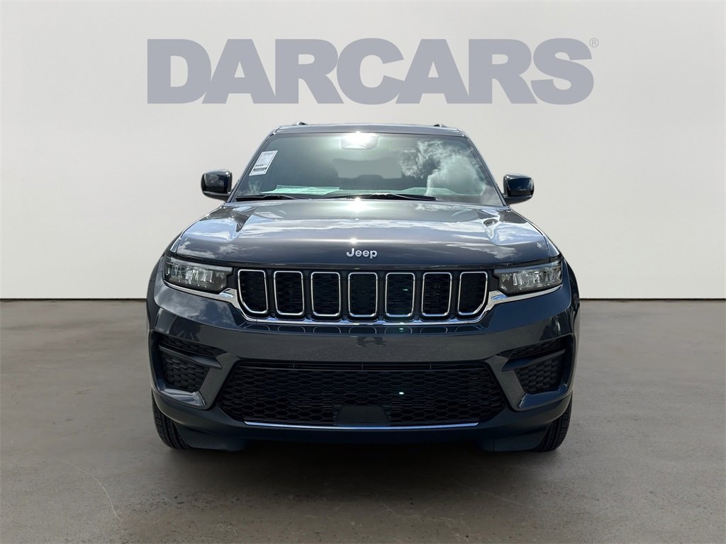 New 2025 Jeep Grand Cherokee Laredo w/ Trailer Tow Package image 2