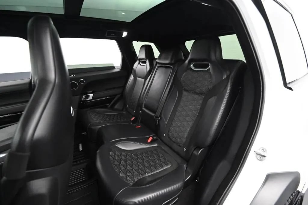Used 2022 Land Rover Range Rover Sport SVR AWD/4WD image 47