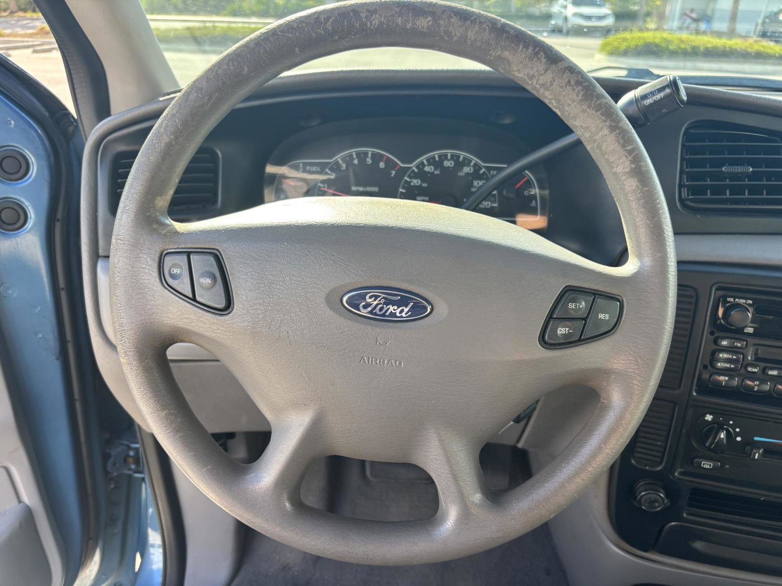 Used 2002 Ford Windstar LX image 23