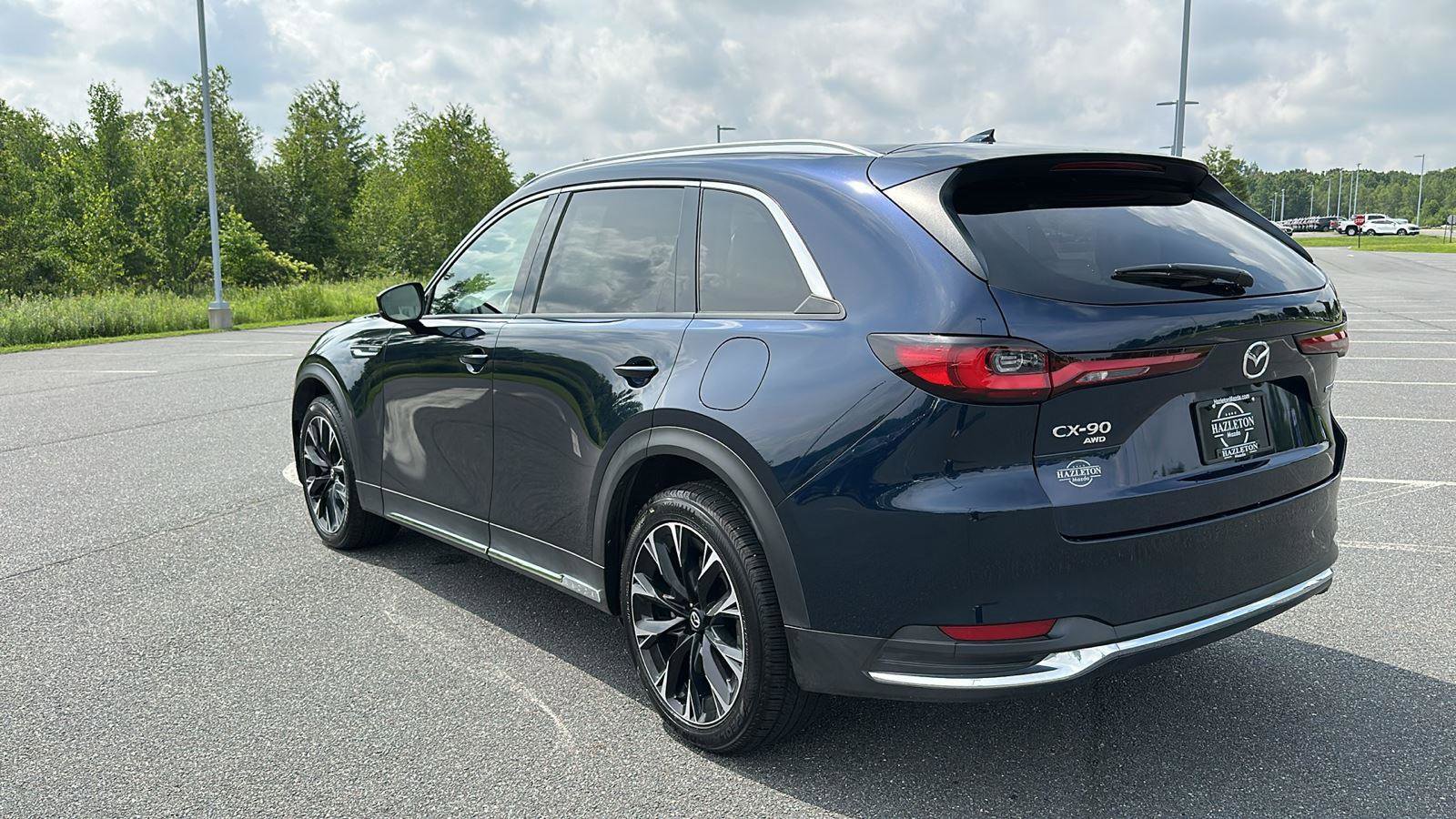 Used 2024 MAZDA CX-90 Plug-In Hybrid w/ Premium Plus image 11