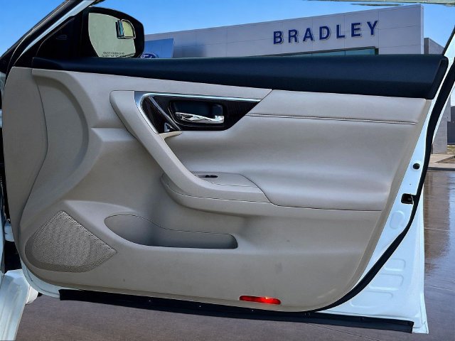 Used 2015 Nissan Altima 3.5 SL FWD image 30