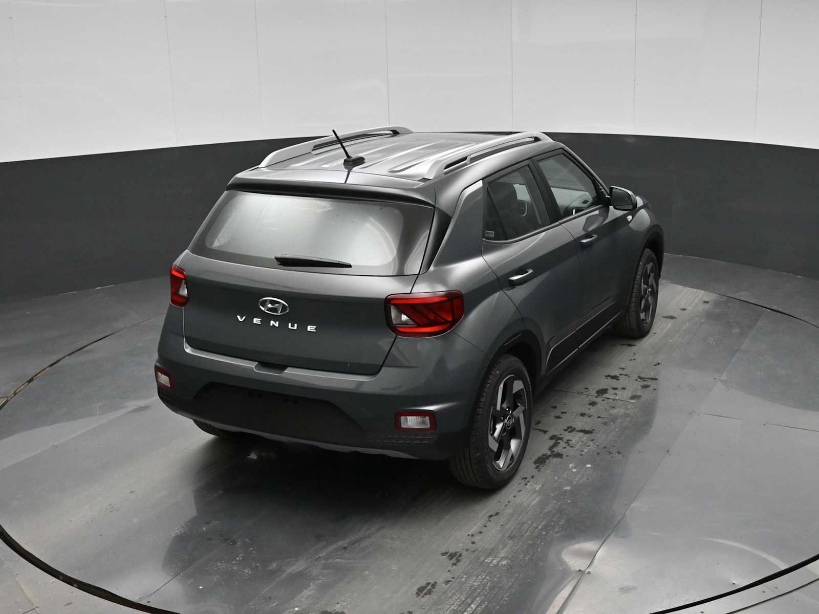 New 2026 Hyundai Venue SEL FWD image 27