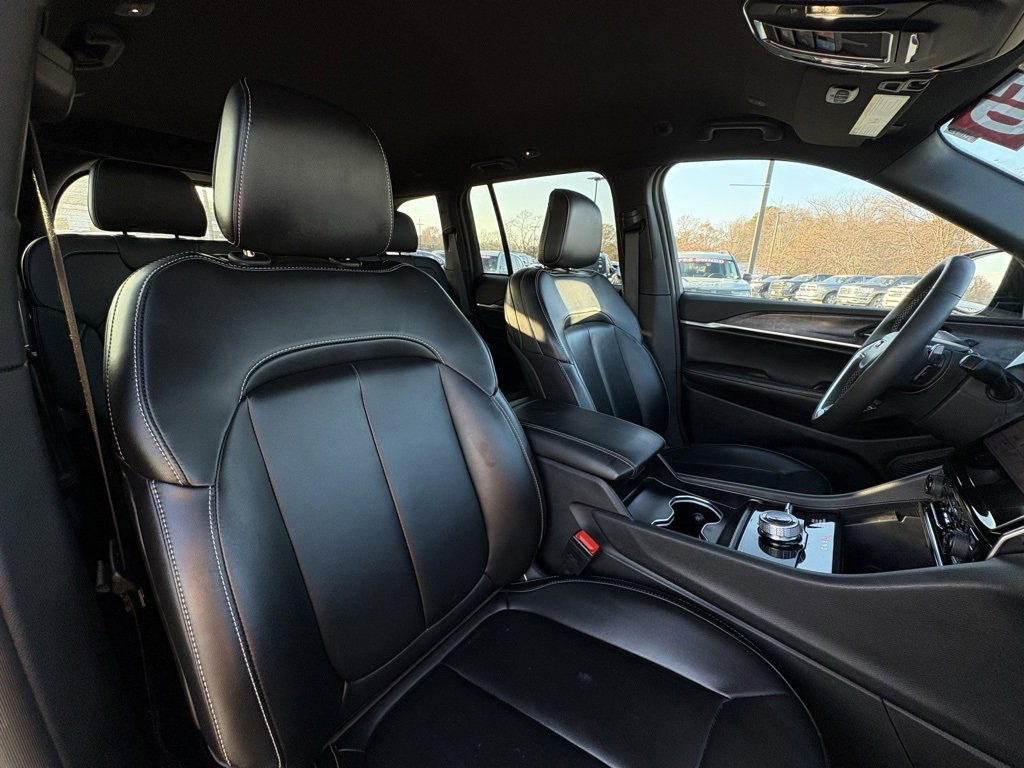 Used 2024 Jeep Grand Cherokee Limited w/ Trailer Tow Package image 30