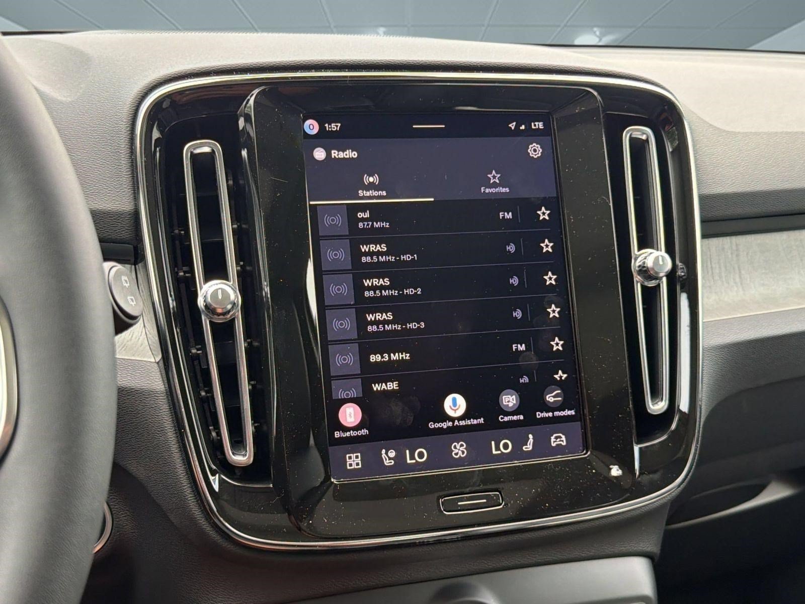 New 2026 Volvo XC40 B5 Plus w/ Climate Package AWD/4WD image 19