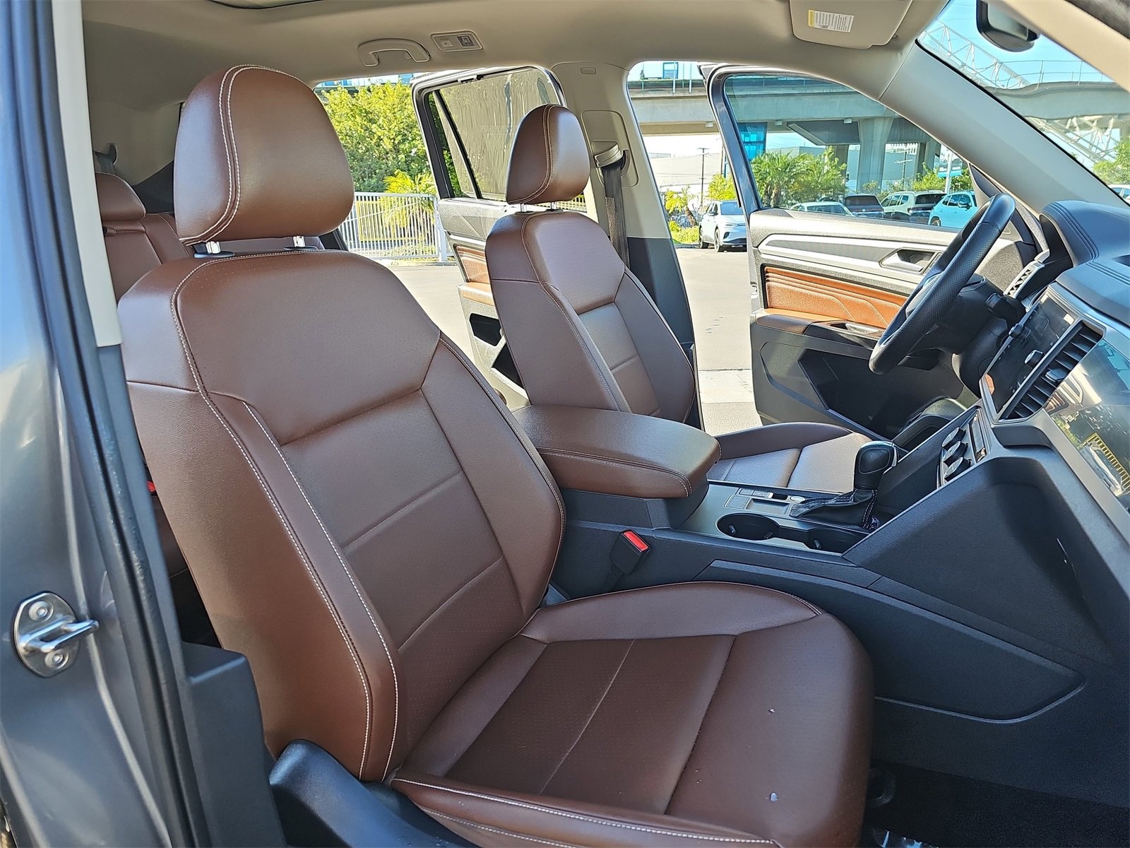 Used 2021 Volkswagen Atlas SE w/ Panoramic Sunroof Package image 10