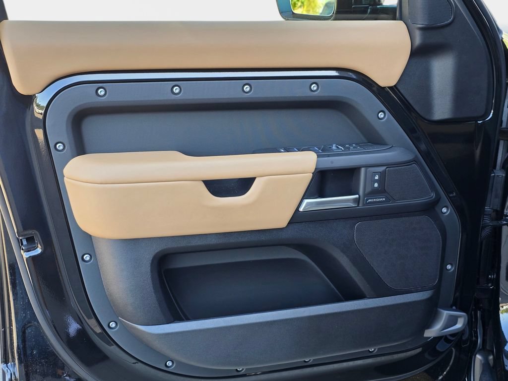 New 2026 Land Rover Defender 110 S AWD/4WD image 27
