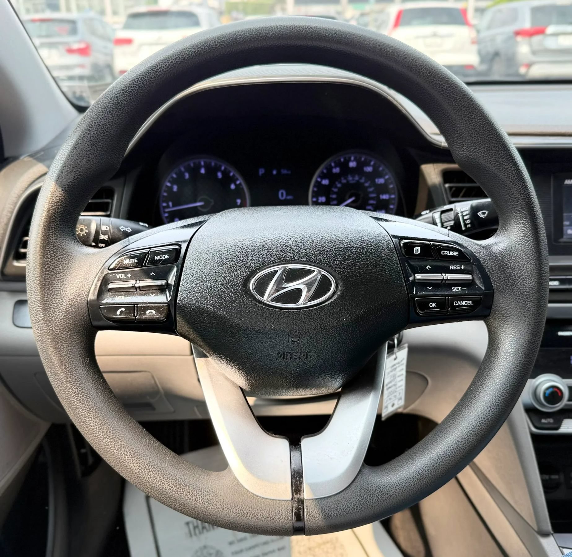 Used 2020 Hyundai Elantra SE FWD image 12