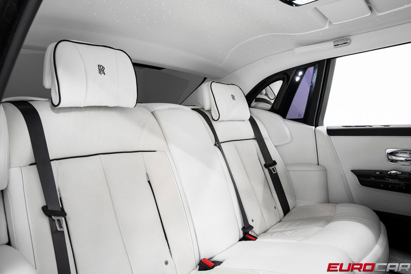 Used 2023 Rolls-Royce Phantom Sedan w/ The Phantom Package image 39