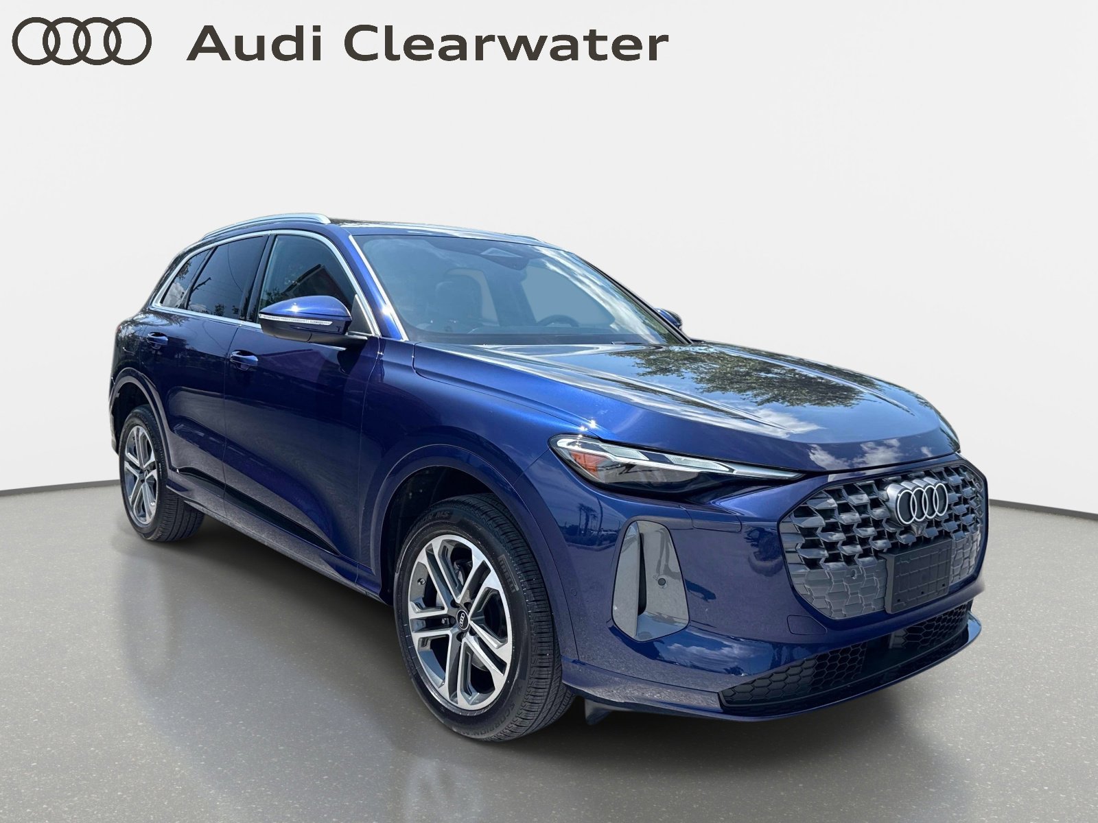 Used 2025 Audi Q5 Premium w/ Convenience Package AWD/4WD image 6