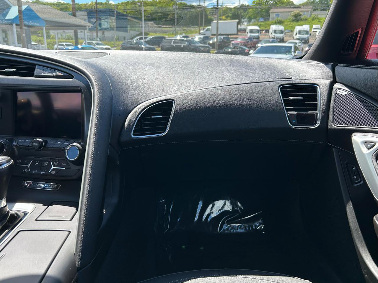 Used 2019 Chevrolet Corvette Stingray Coupe w/ 1LT RWD image 21