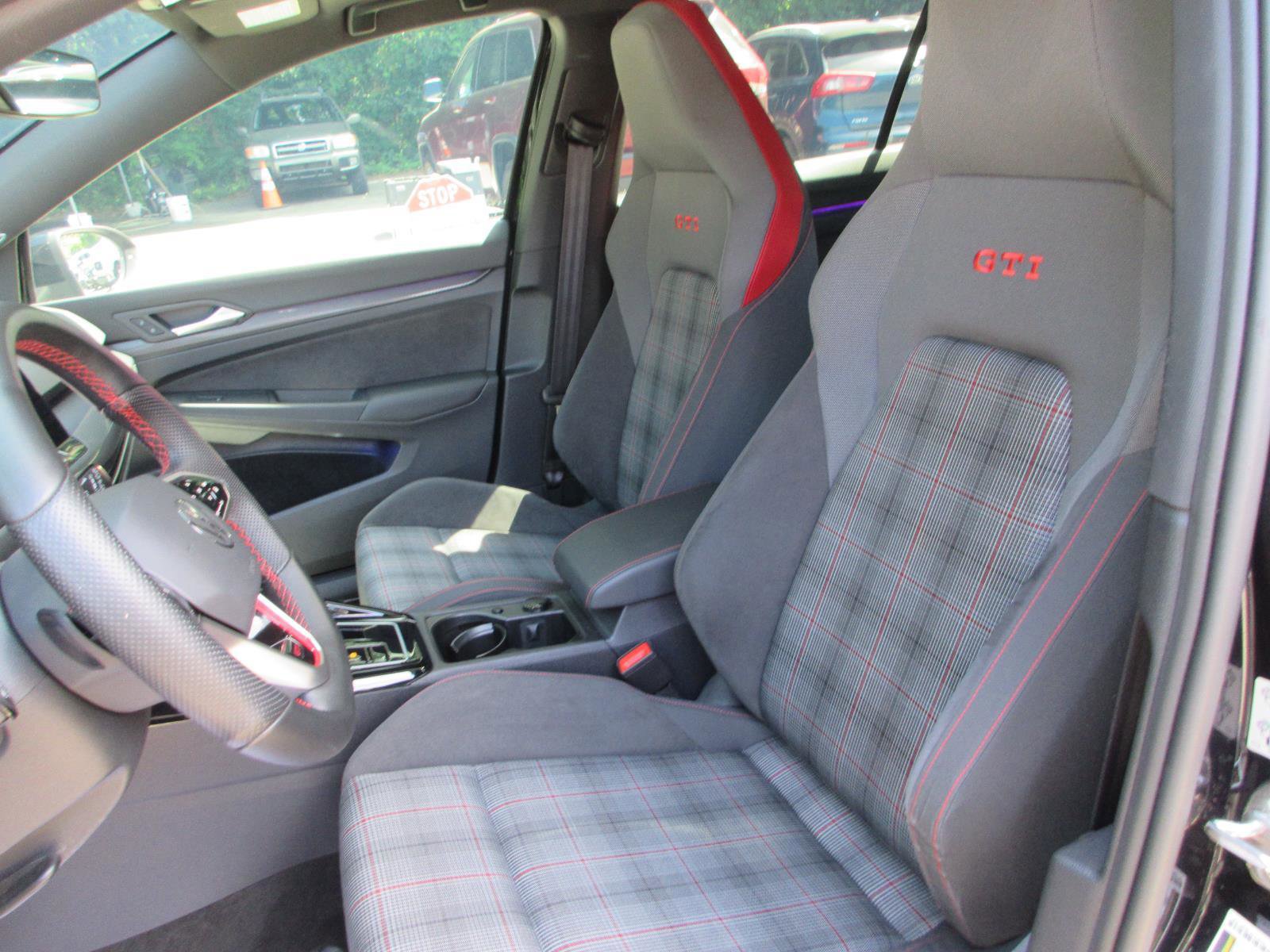 Used 2023 Volkswagen GTI SE FWD image 14