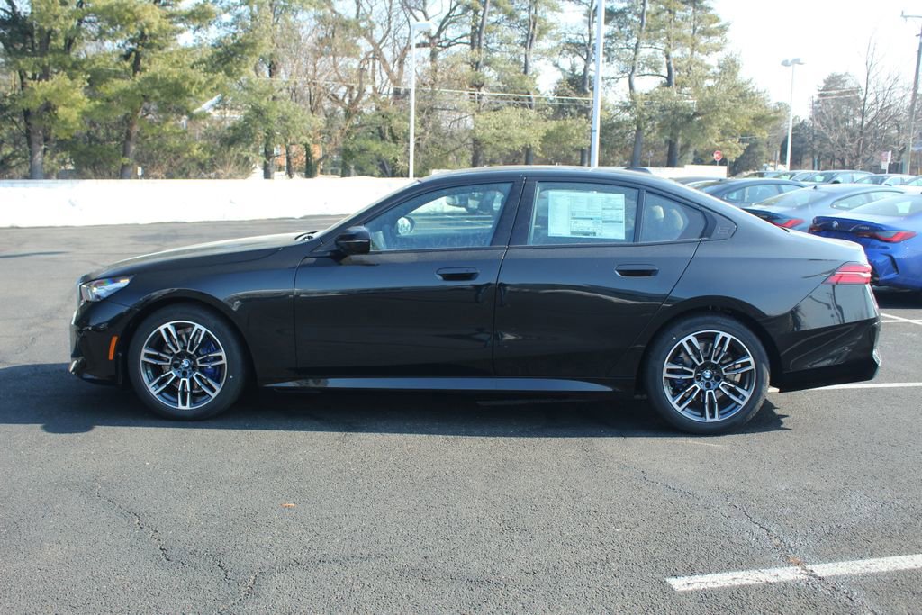 New 2026 BMW 530i xDrive w/ M Sport Package AWD/4WD image 5