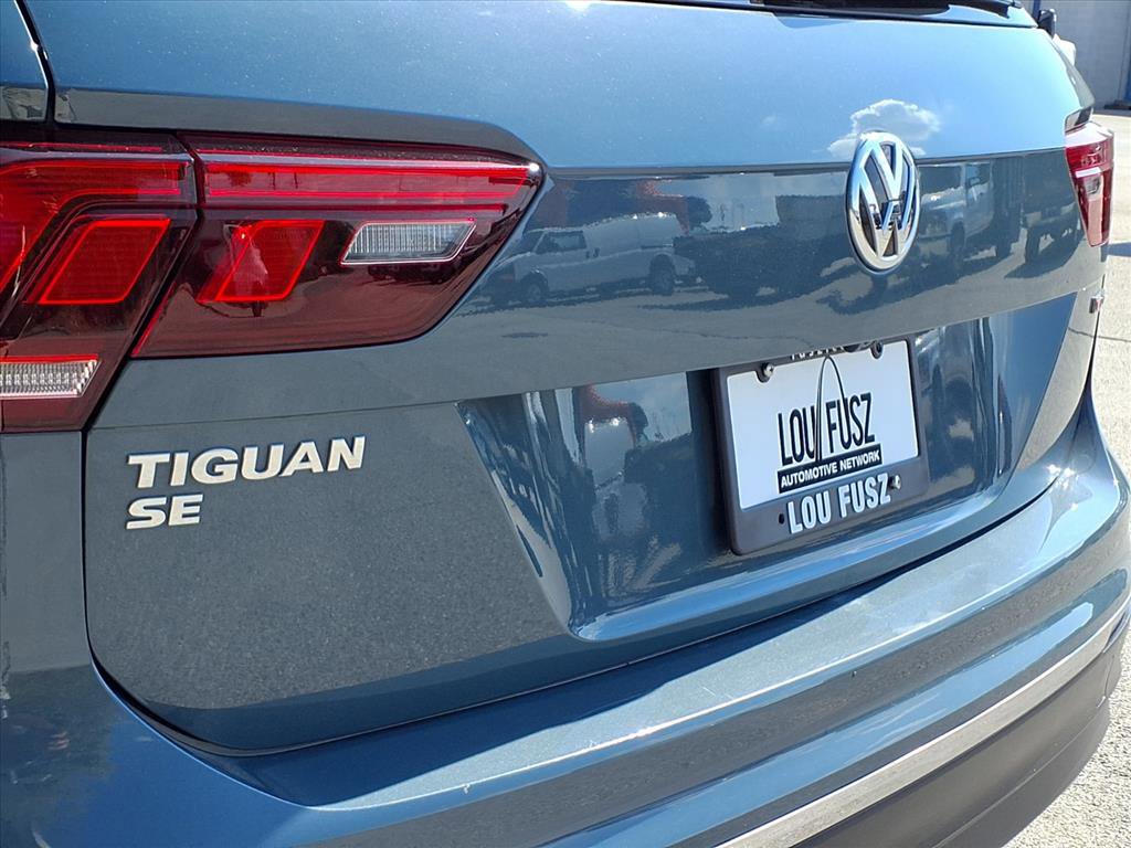 Used 2020 Volkswagen Tiguan SE image 36