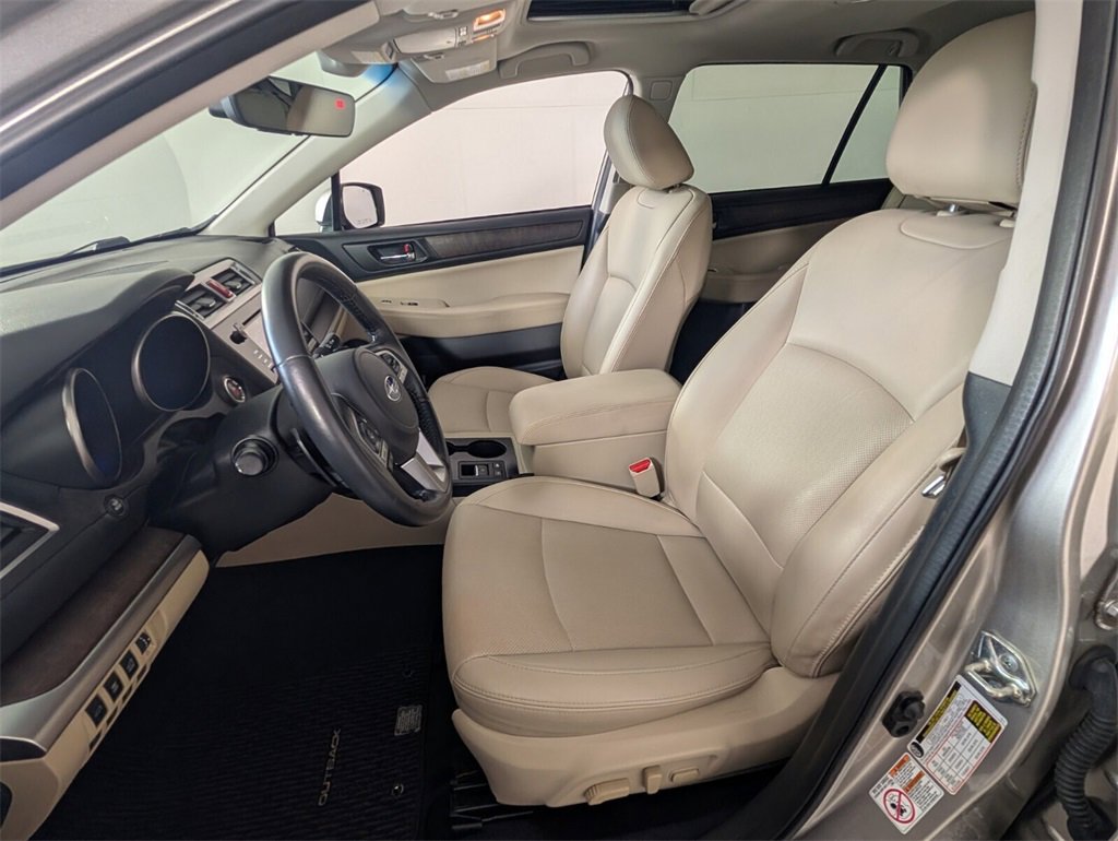 Used 2017 Subaru Outback 2.5i Limited image 5