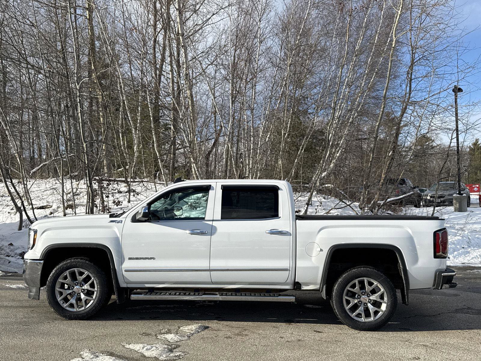 Used 2018 GMC Sierra 1500 SLT w/ SLT Premium Package image 3