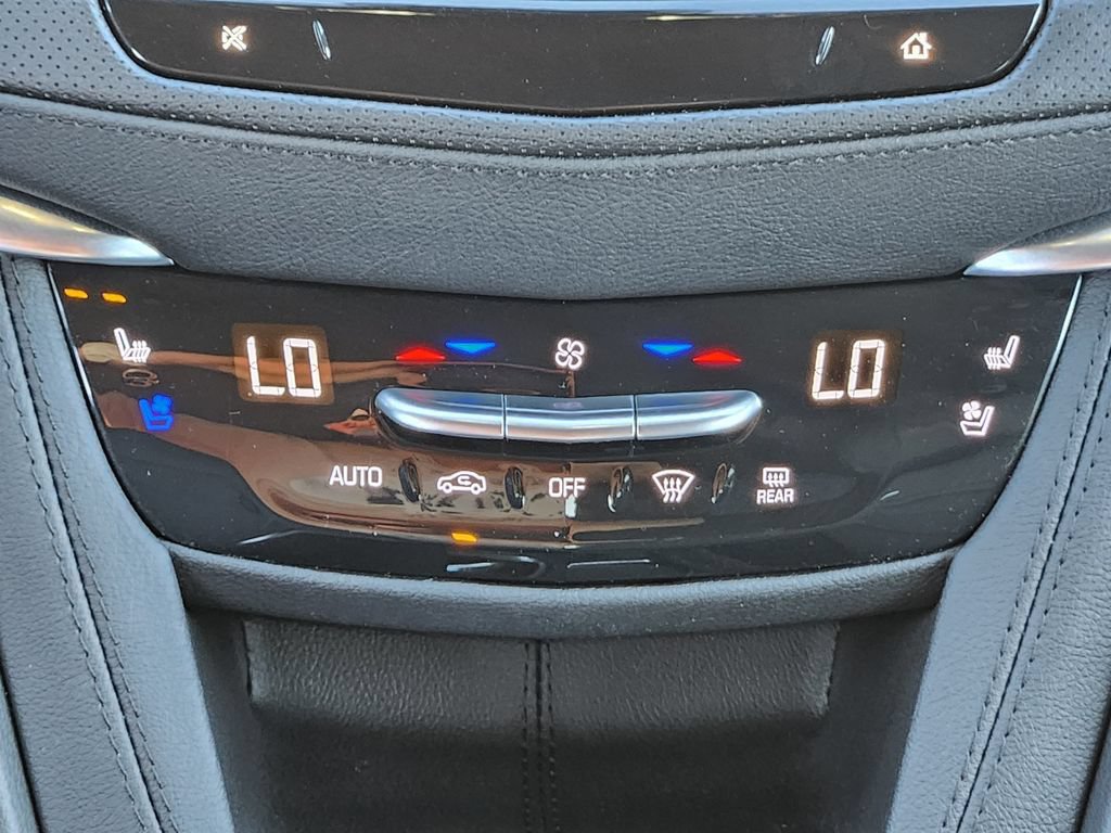 Used 2025 Cadillac XT5 Premium Luxury w/ LPO, Floor Liner Package AWD/4WD image 21