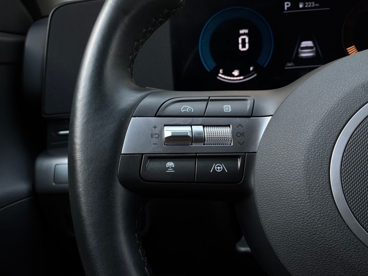 Used 2026 Hyundai Kona SEL Sport FWD image 38