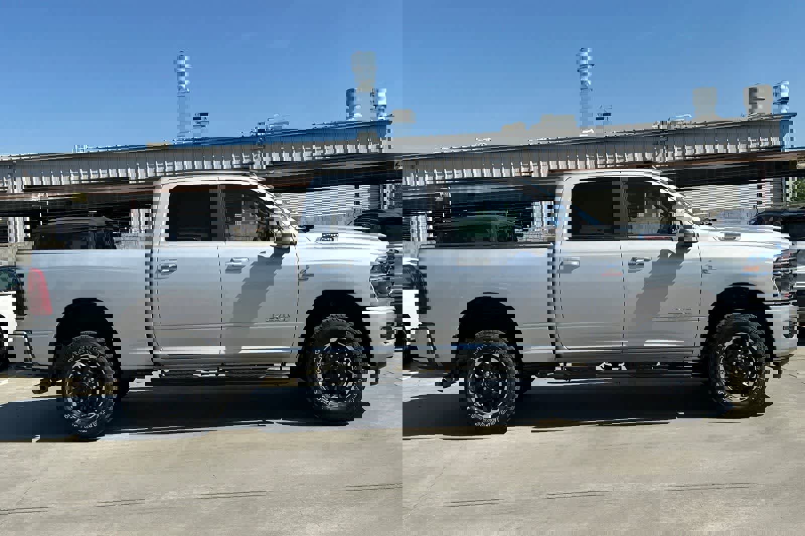 Used 2026 RAM 2500 Laramie image 9