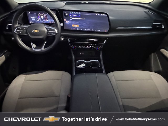 Used 2026 Chevrolet Traverse LT w/ Driver Confidence Package FWD image 11